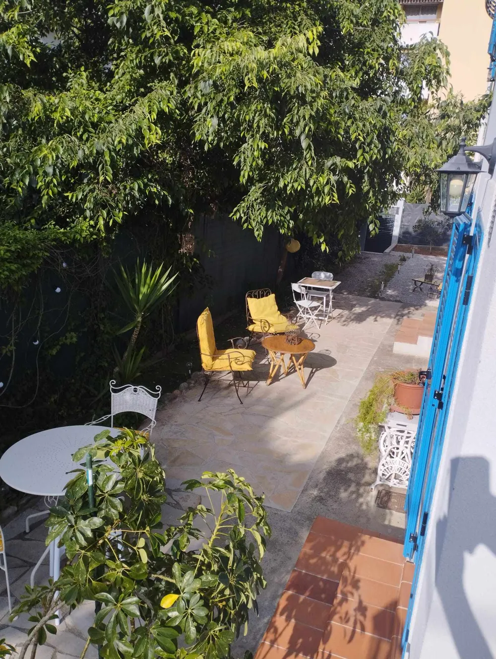 Jardin et terrasse commune de la Maison Floribel